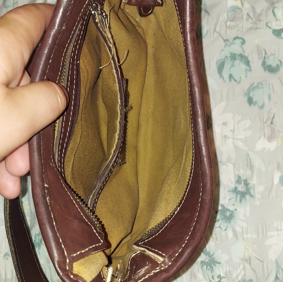 Leather Coach Shoulder Bag - Picture 4 of 8